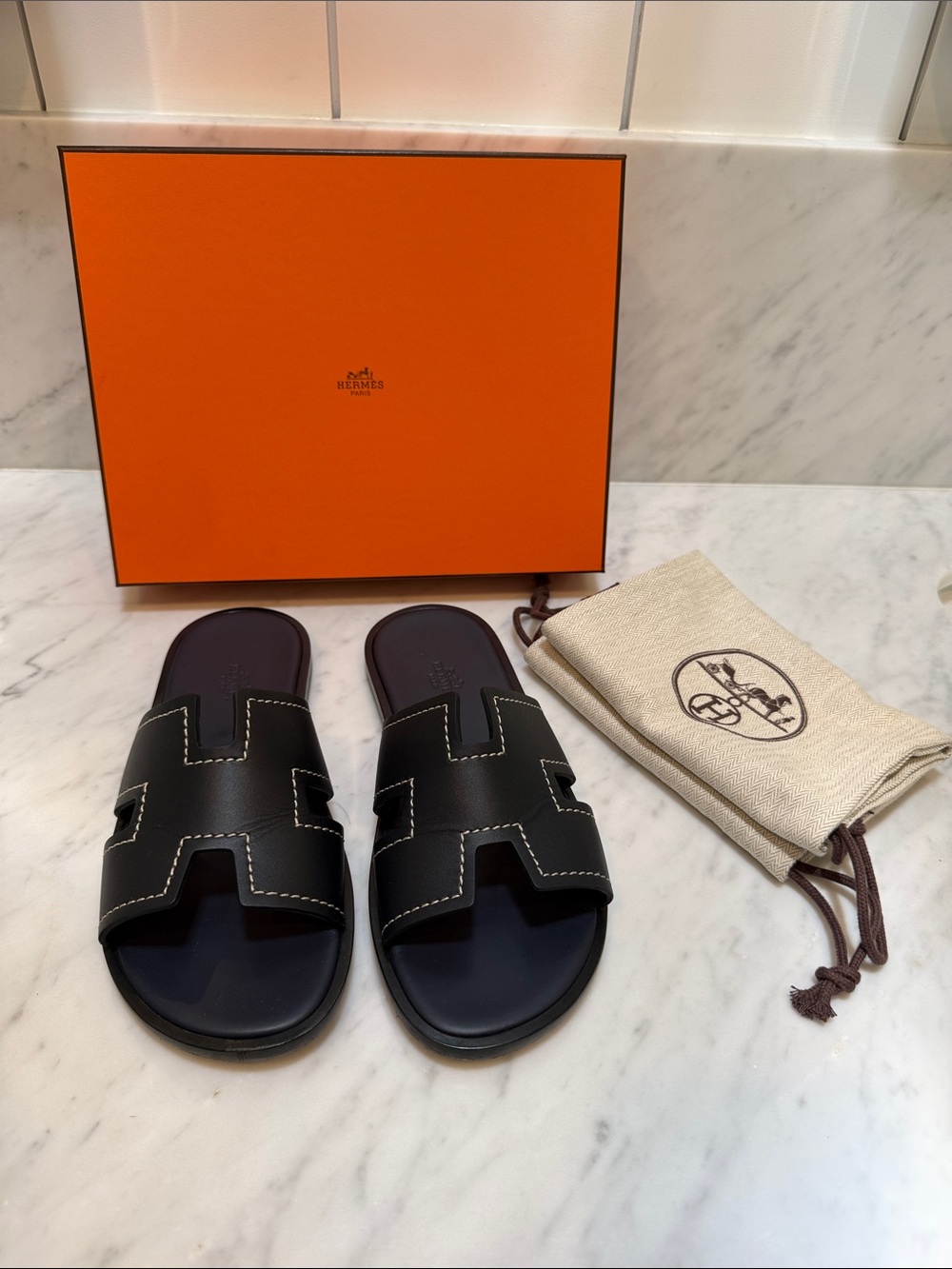 Hermes Men’s Navy Izmir Leather Slide Sandals